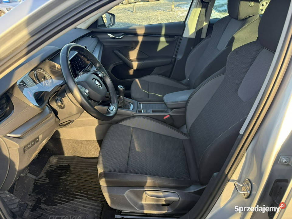 koda Octavia 20TDi 2021 Ambition kamera Lane ABS