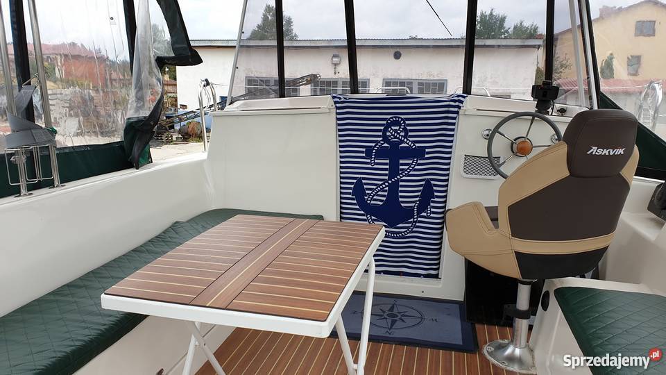 Jacht motorowy Hausboat Calipso 750