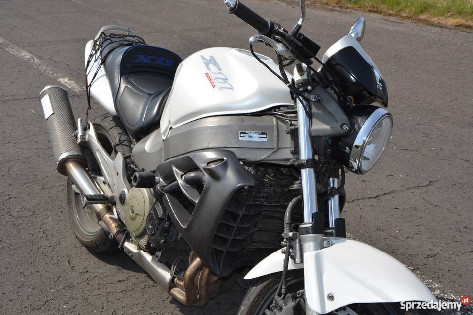 Bezawaryjna Honda X11