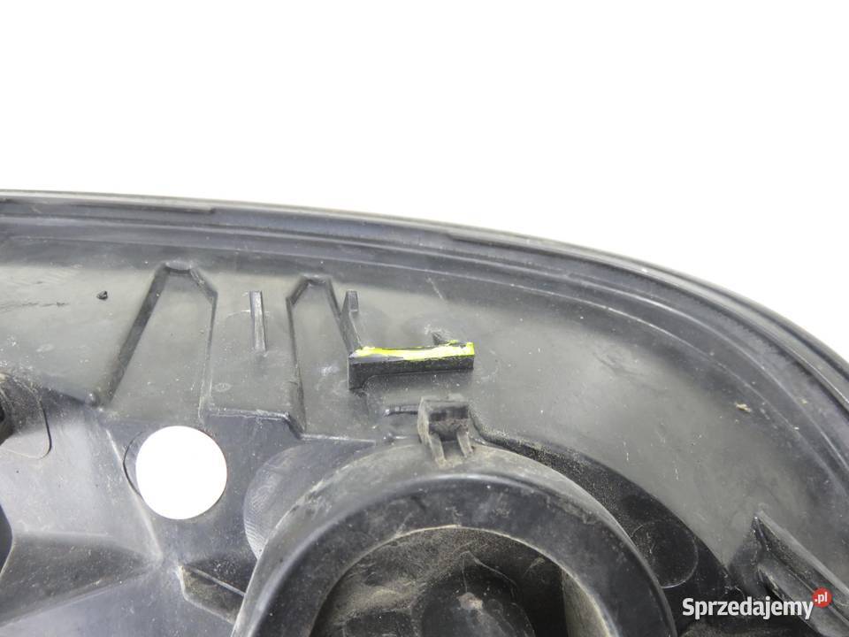 LAMPA PRAWA TYLNA CITROEN C3 II SC osobowe