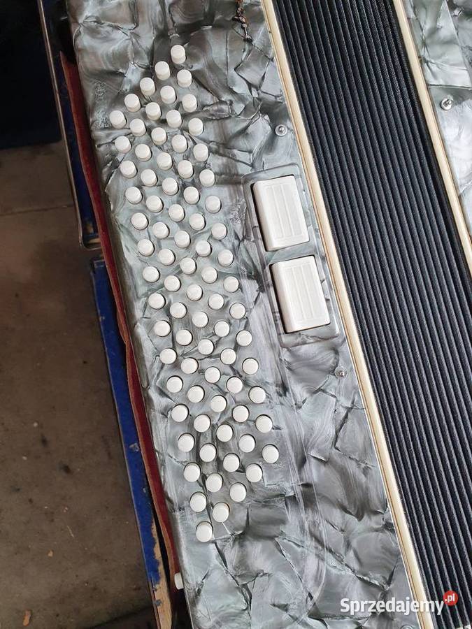 Akordeon Tenora 80 Basów Kufer walizka