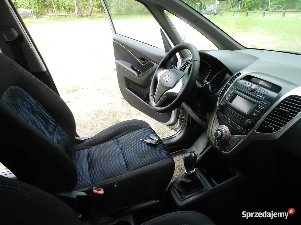 Hyundai ix20 ekonomiczny wygodny serwisowany lakier metallic Puszczykowo
