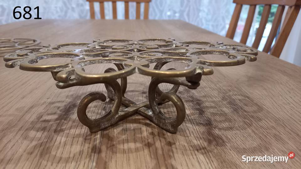 Podstawka mosiężna pod garnek żelazko Jabłka 681 Gawroniec