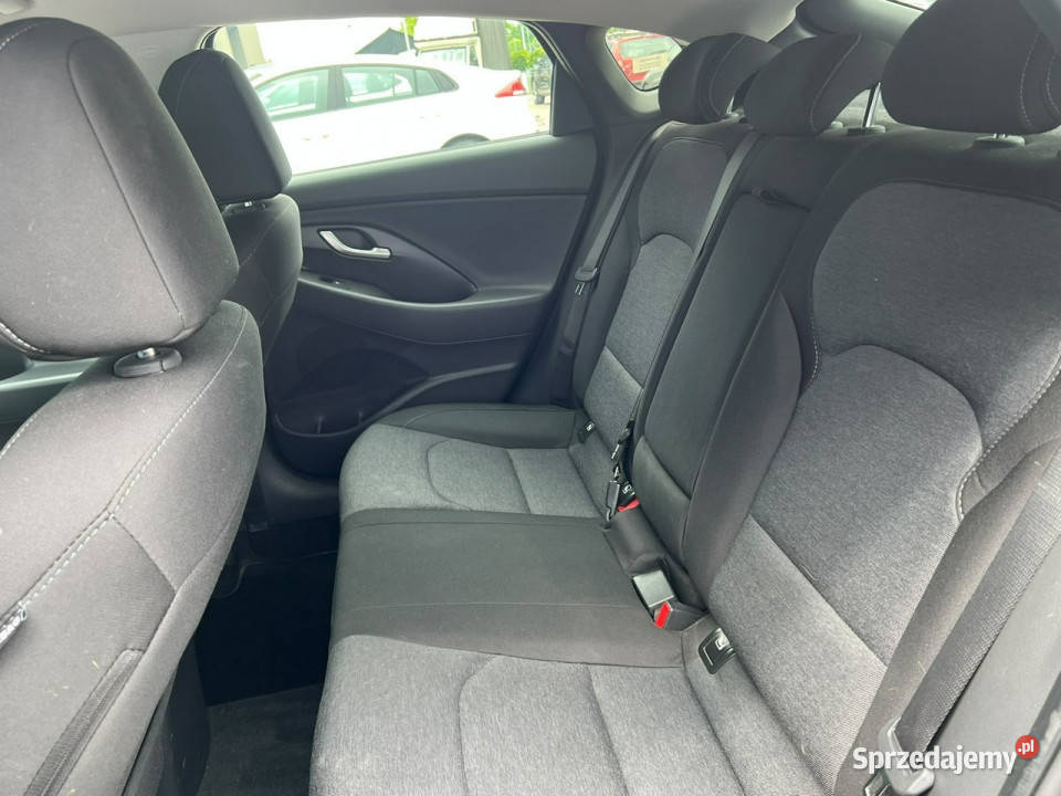 Hyundai i30 15 TGDI FASTBACK Smart 48V 7DCT