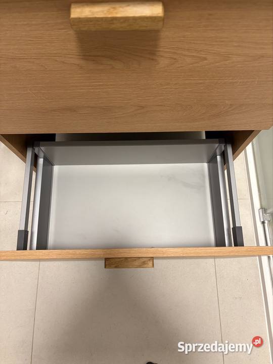 Zestaw mebli łazienkowych z umywalką i baterią Kraków