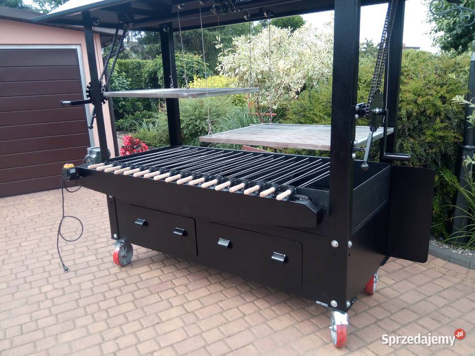 grill gastronomiczny cateringowy na szaszłyki Damasławek