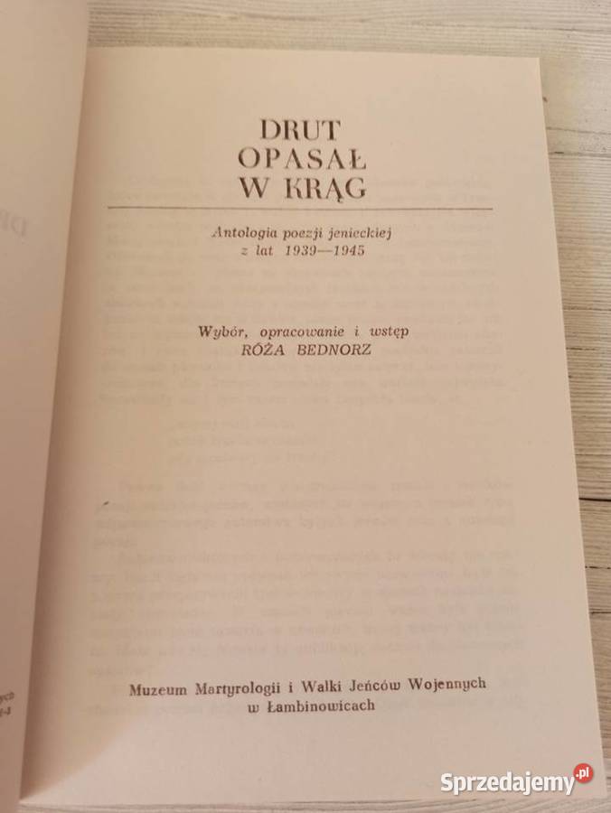 Drut Opasał w Krąg Antologia poezji jenieckich Antykwariat