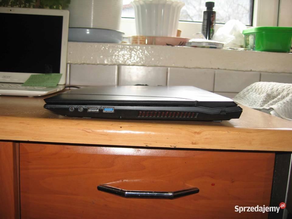 nowy mocny laptop do grania gamingowy 4k geforce 32GB