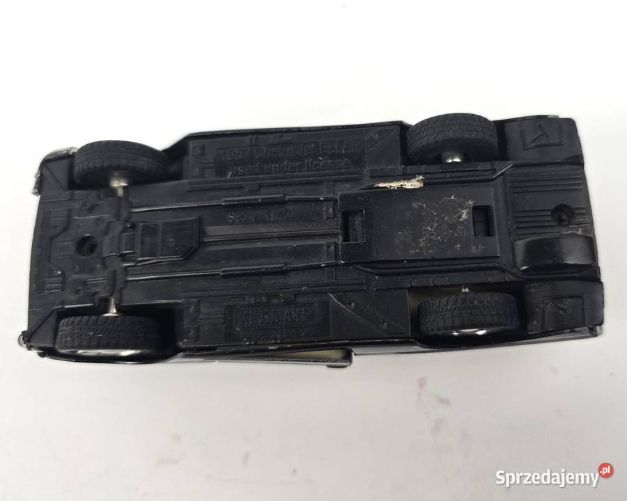 Metalowy model samochodu Chevrolet Bel Air skala Bronisze