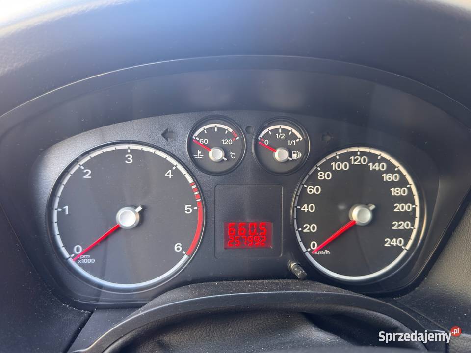 Ford Focus 2011 16 Diesel Ekonomiczny Rok produkcji 2011 Warszawa