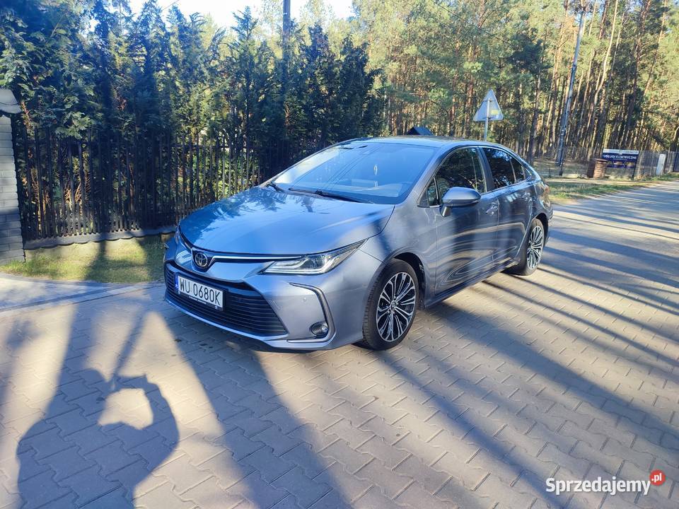 Toyota Corolla E21 sedan 16 Benz lpg Łochów
