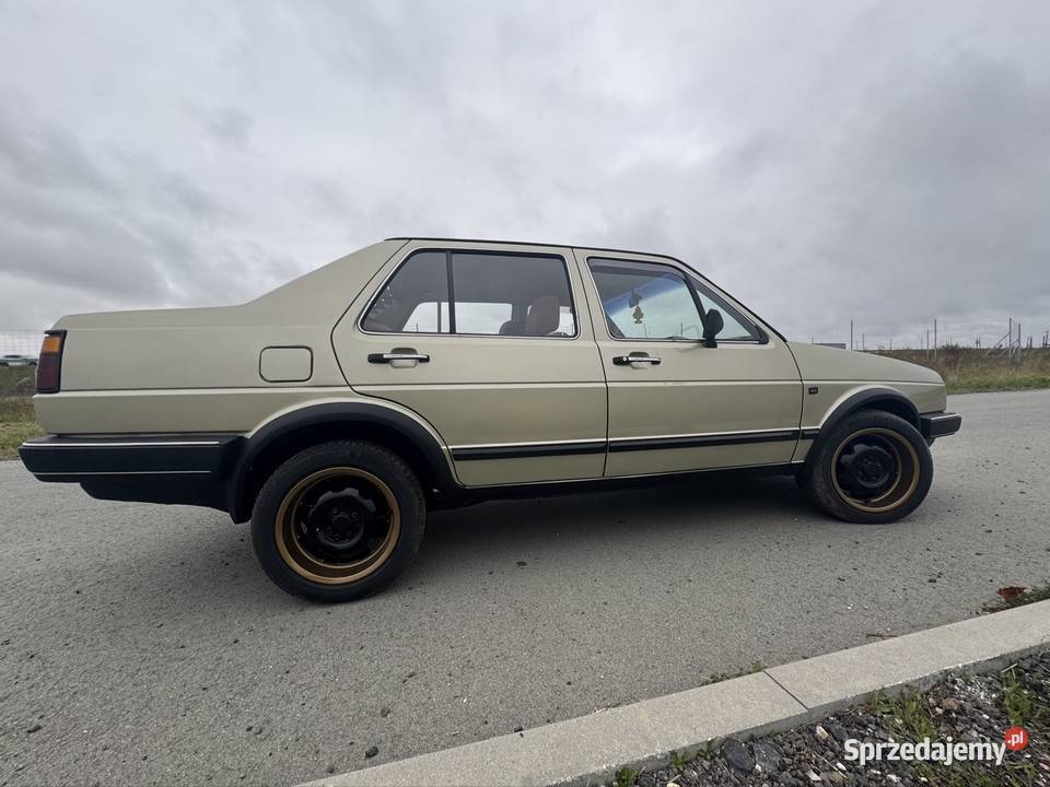 VW Jetta GL 1986 19 TD AAZ Zdrowa Blacha Brązowy Świecie