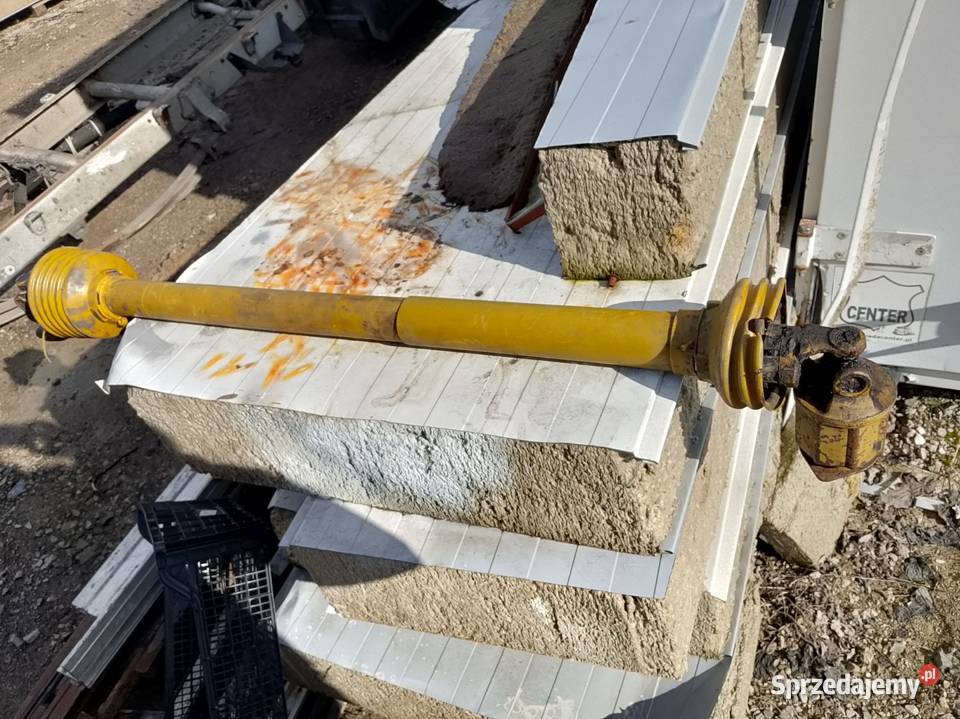 Wałek rolniczy że sprzęgłem WOM Bieliny