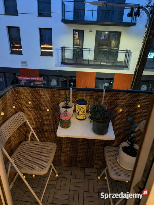 Dwupokojowe mieszkanie 56 m w centrum Nowego mazowieckie