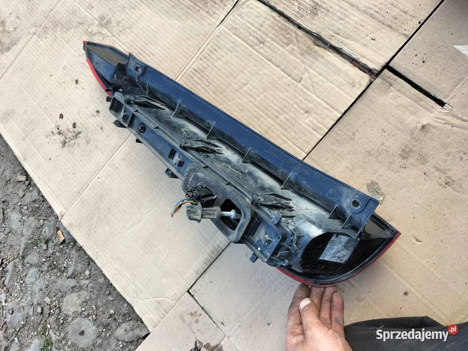 FORD FIESTA MK5 MK6 LAMPA TYŁ TYLNA PRAWA Kamień-Kolonia