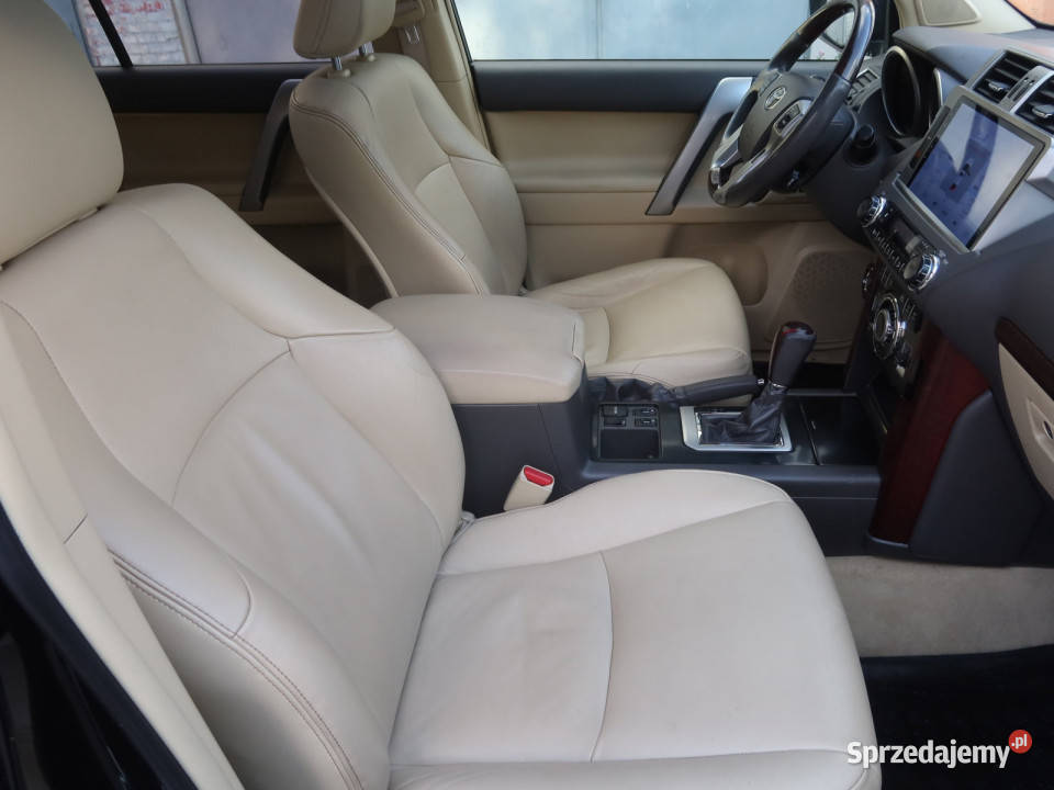 Toyota Land Cruiser 30 D4D wielofunkcyjna kierownica