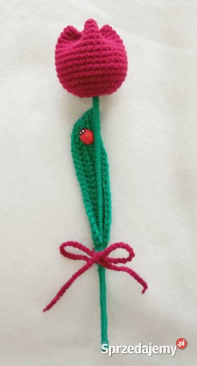 Tulipany wykonane na szydełku
