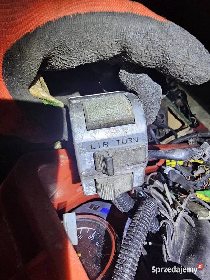 Suzuki LS 650 przełącznik świateł lewy LS650 Jelenia Góra