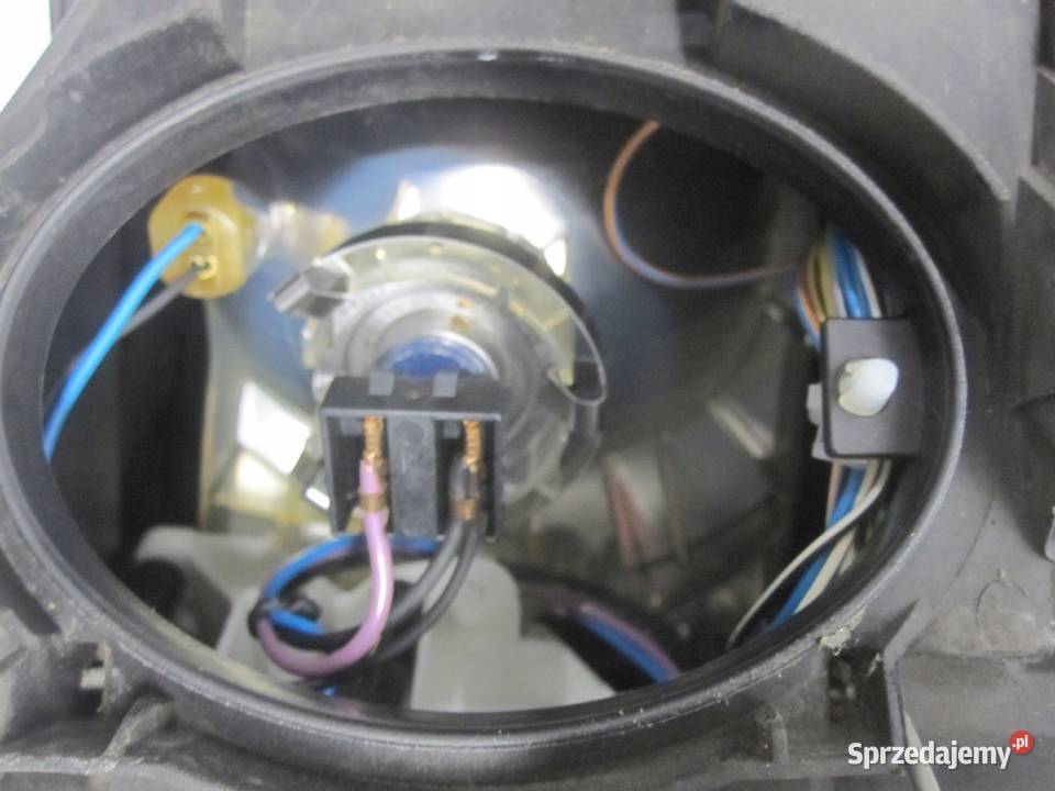 BMW X3 E83 04r lampa lewa przód z przetwornicą Kielce