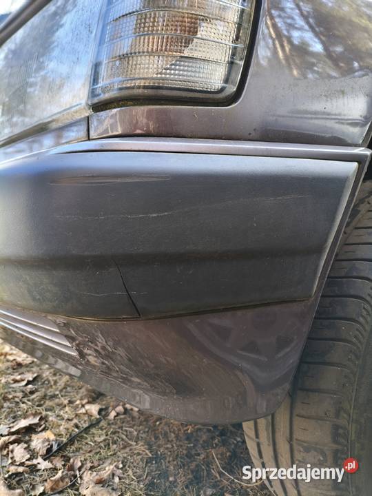 Mercedes 190 W201 zderzak przedni z kratką kolor Skarżysko-Kamienna