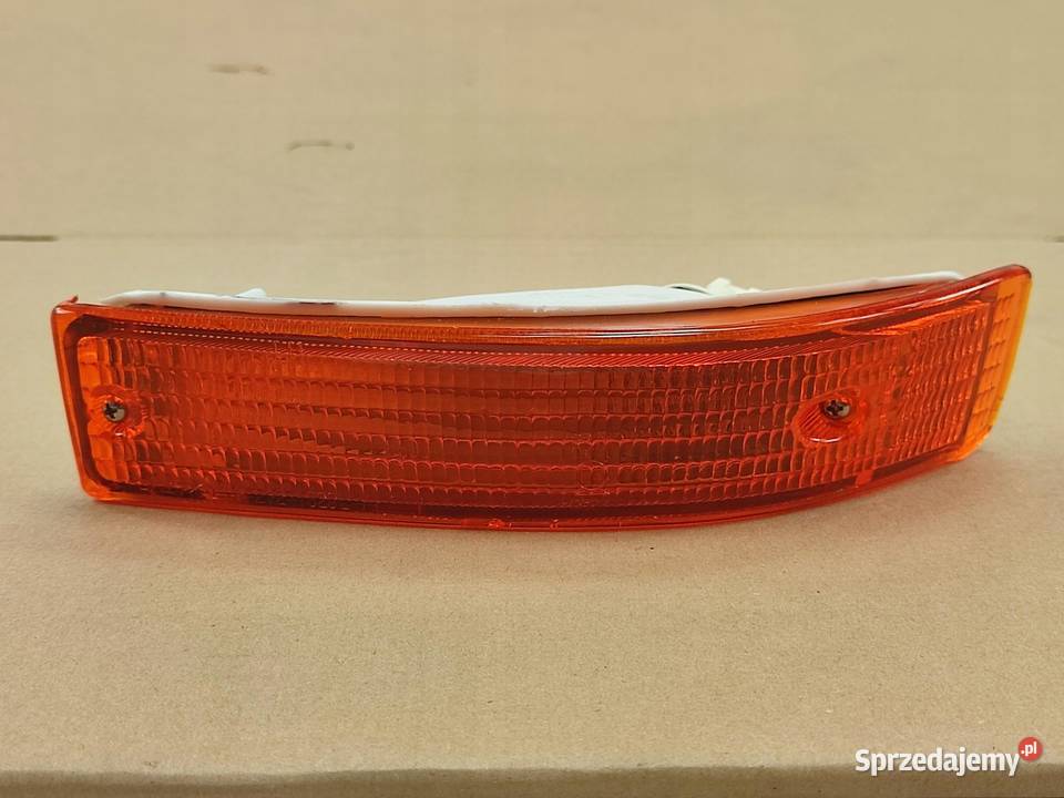 KIERUNKOWSKAZ LEWY PRZÓD TOYOTA COROLLA E9