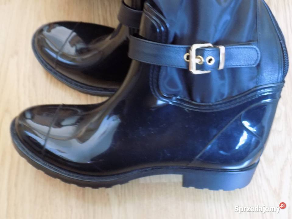 DAMSKIE ŚNIEGOWCE Żabno