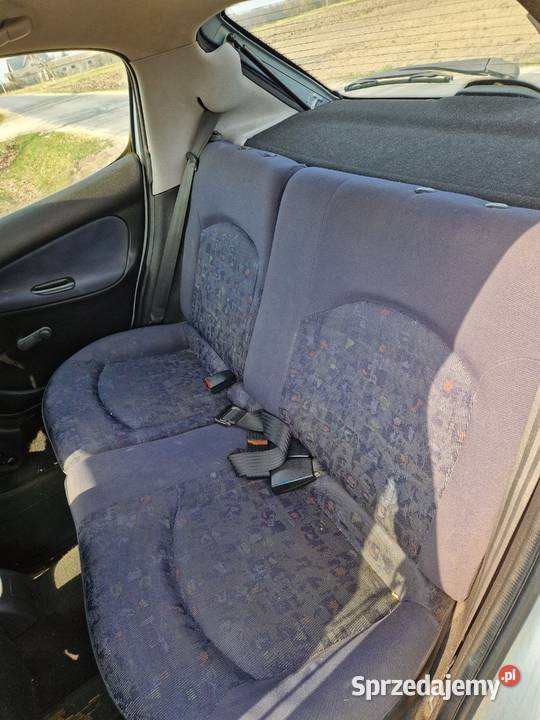 Peugeot 206 11 Rok produkcji 2000 Łęczyca