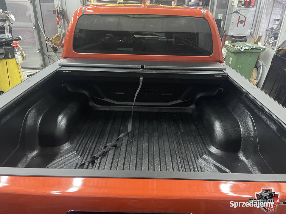 Roleta RollNLock Toyota Hilux zabudowa hardtop warmińsko-mazurskie Pasłęk sprzedam