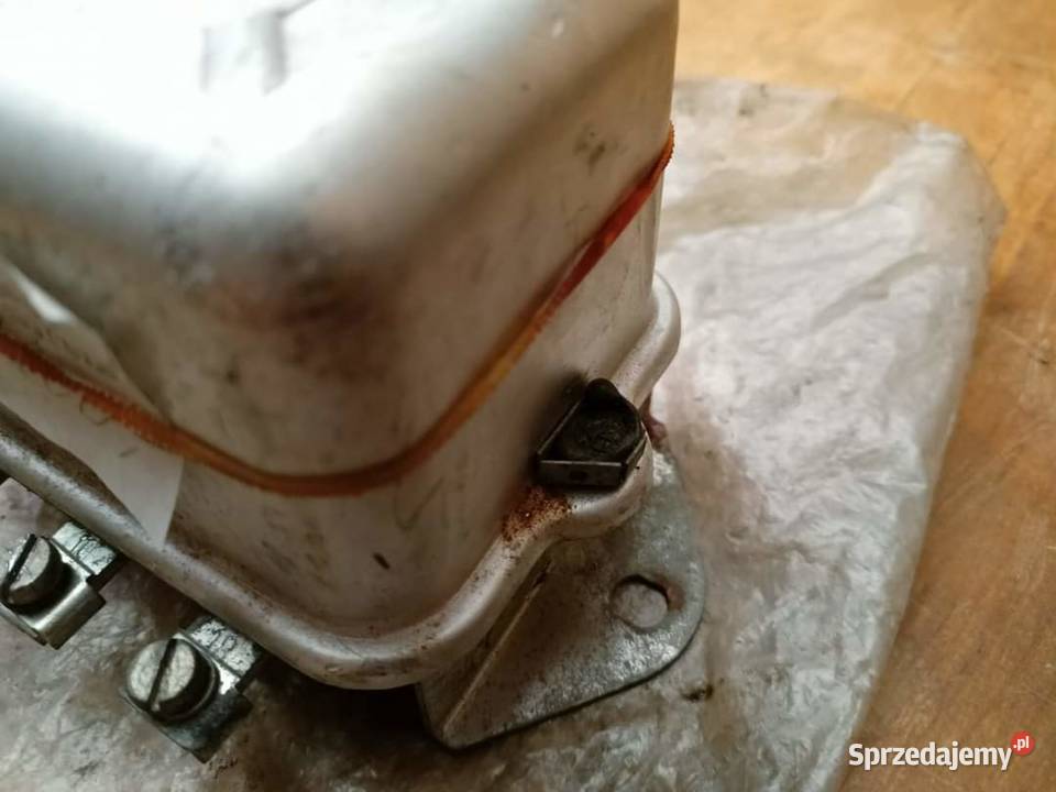 Regulator napięcia FSO Warszawa syrena żuk Nysa Gdańsk