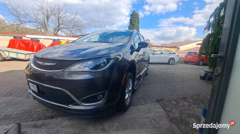 Chrysler Pacifica Touring L Plus Braunability Pacifica Częstochowa sprzedam
