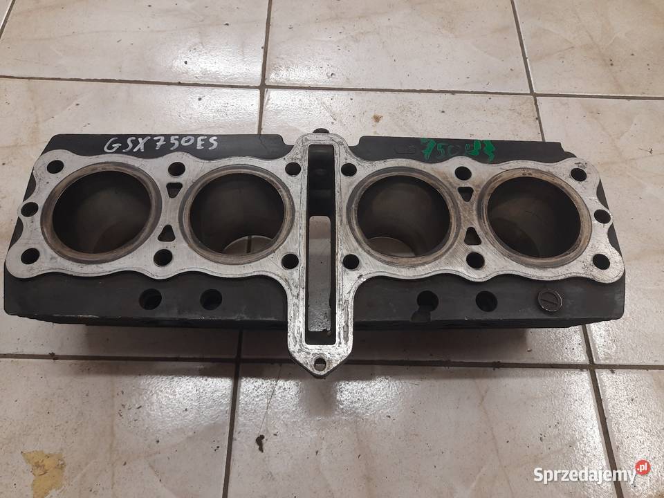 Suzuki GSX 750 ES cylindry cylinder Pozostałe Części motocyklowe Jelenia Góra
