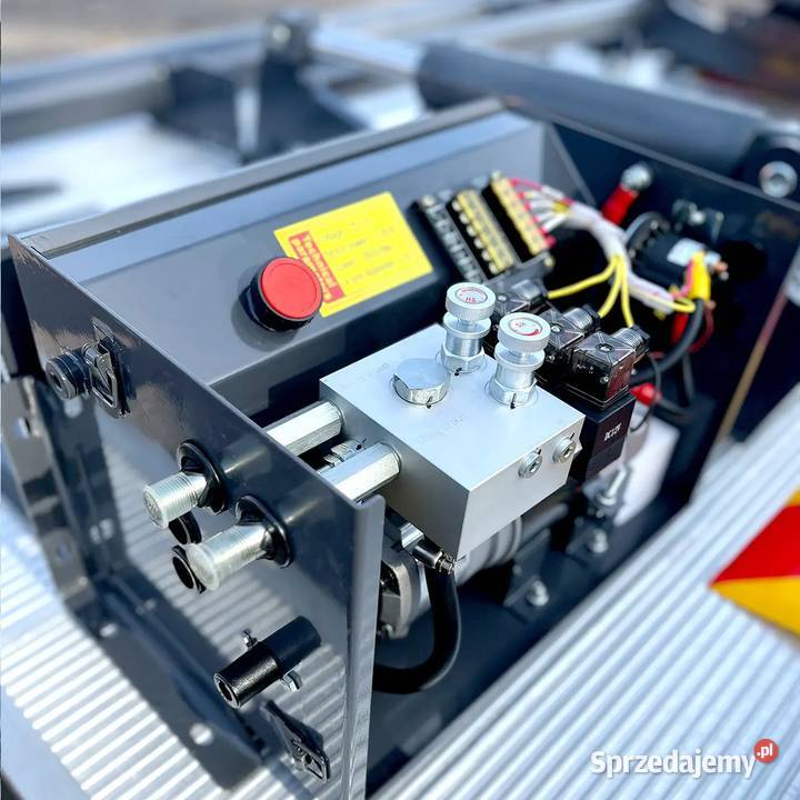 Windy hydrauliczne BEAUWAY 10105 12V 1000 Łódź sprzedam