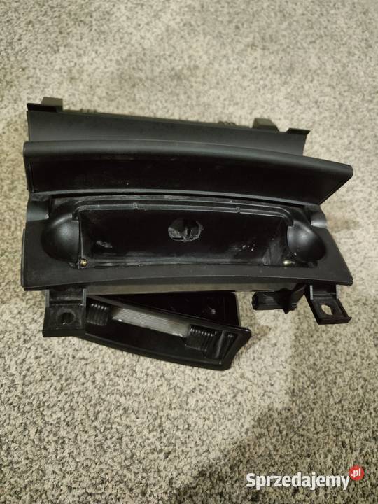 Popielniczka audi a3 8p osobowe Bełk