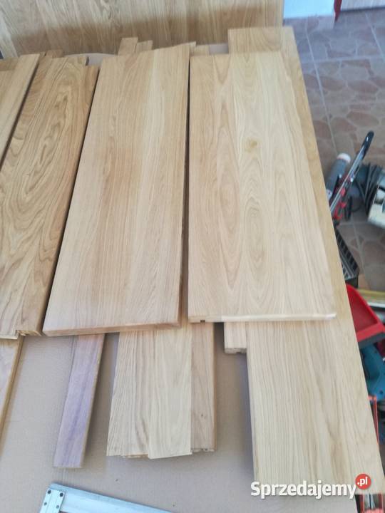 Schody dębowe sprzedam na beton z możliwym Podłogi i schody