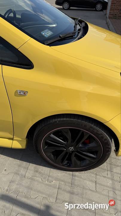 Błotnik opel corsa d z40q lewy prawy sprzedam