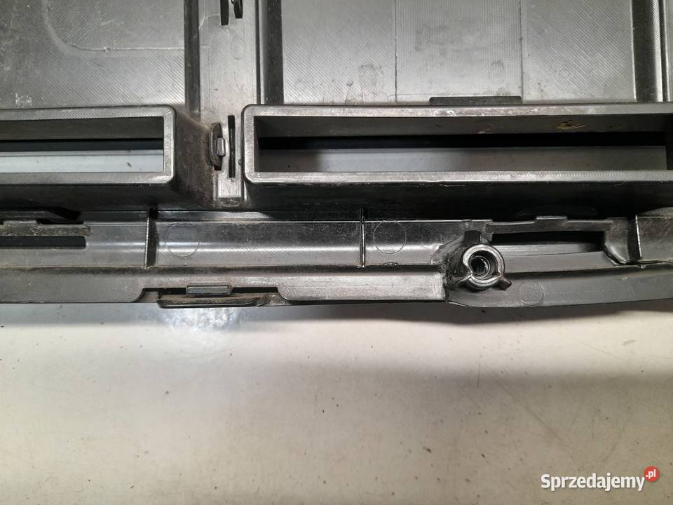 AUDI Q3 ATRAPA CHŁODNICY GRILL 83A853651E zachodniopomorskie Goleniów sprzedam