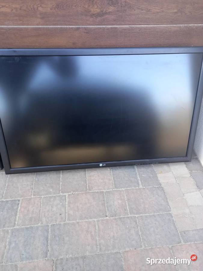 Monitor LCD LG 42cale M 4210 C Śrem