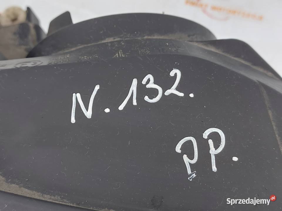 CITROEN DS4 13r lampa prawa przód 9674903680 Kielce