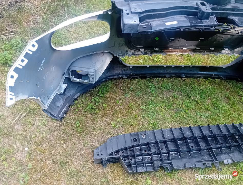 Citron C3 III zderzak przedni kompletny Przeźmierowo