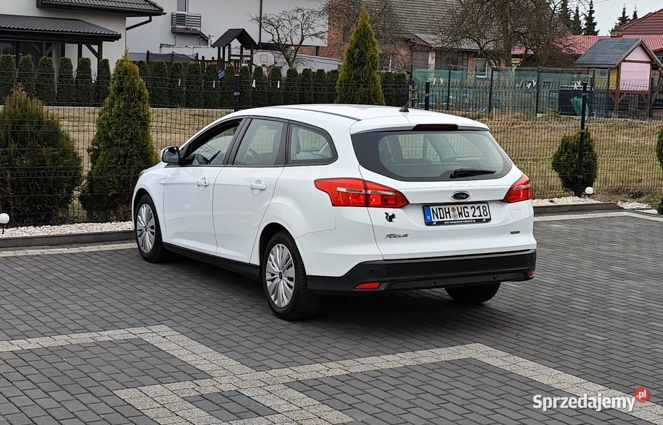 Ford Focus 10 benzyna 999cm3 Wola