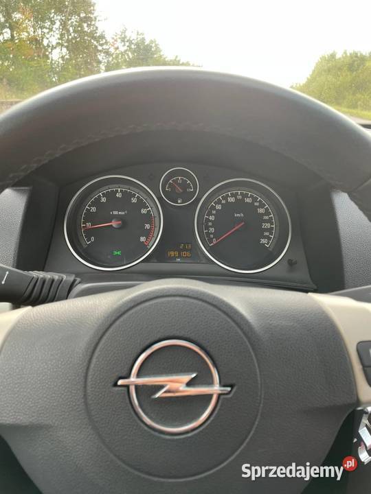 Opel Astra Twin Top 18 sprowadzony Zamość