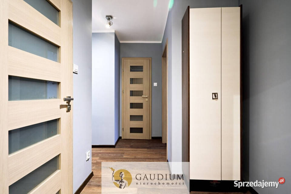 3 pokoje gotowe do zamieszkania 60 m2 Tczew Piętro 3