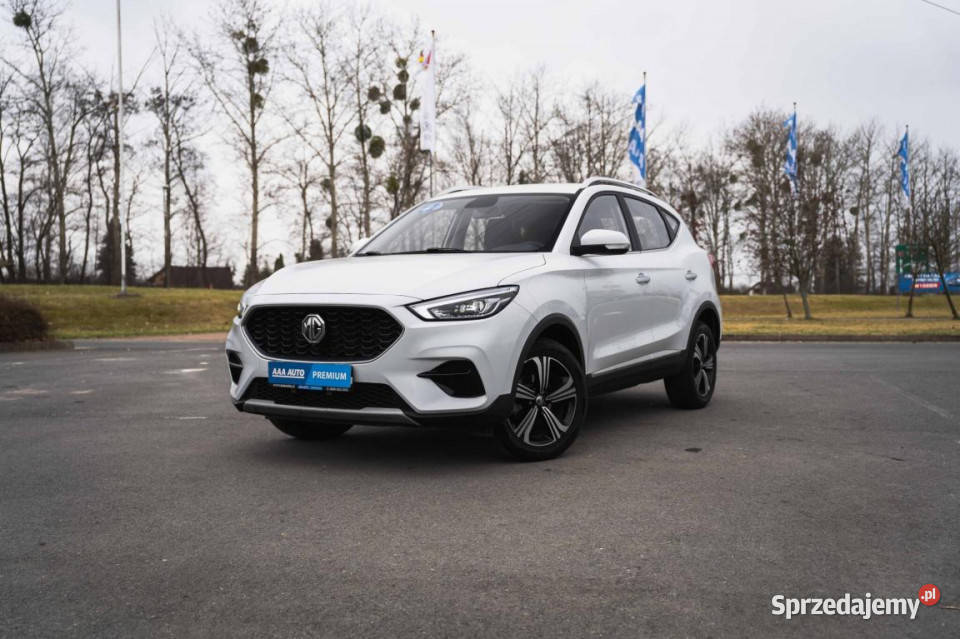 MG ZS SUV 15 światła LED
