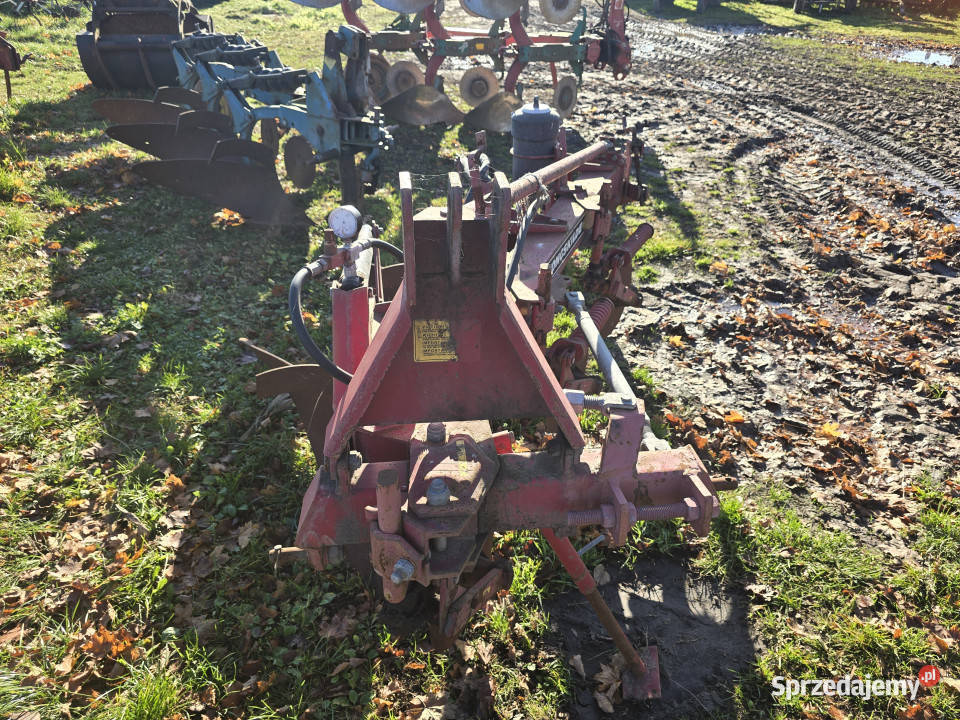 Pług 3 skibowy KONGSKILDE Variant zabezpieczenia