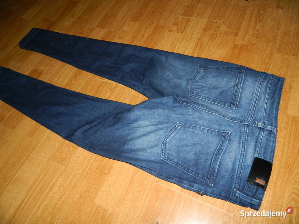 PullBear spodnie jeansowe 40 Trzebinia