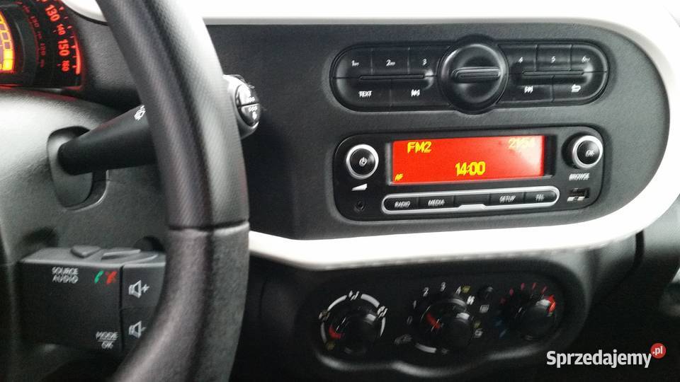 Renault Twingo III 2016 b mały przebieg Halinów