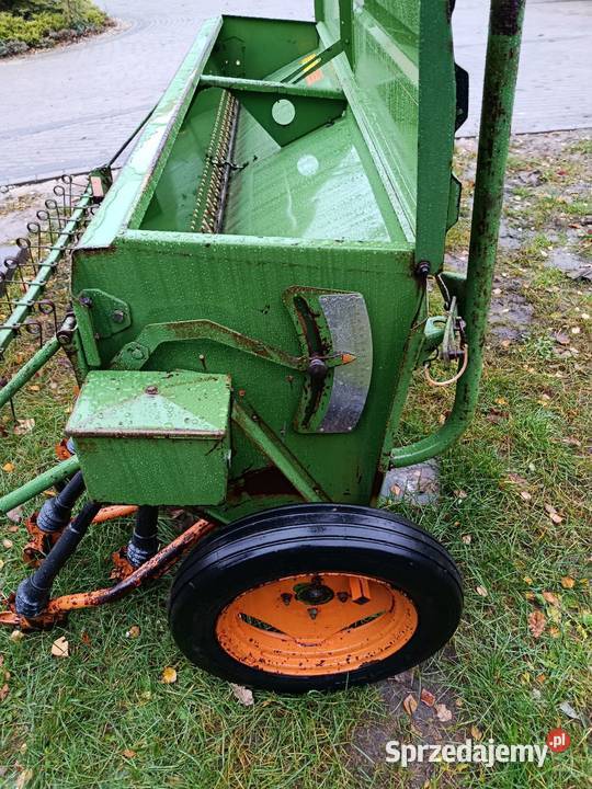 Siewnik Amazon zbożowy D8 specjal D 30 Amazone mazowieckie
