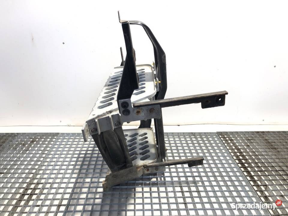 STOPIEŃ KABINY LEWY VOLVO FH II 82144986 128 500 podkarpackie