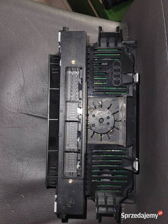 PANEL KLIMATYZACJI 8P0820043D AUDI A3 8P Lublin