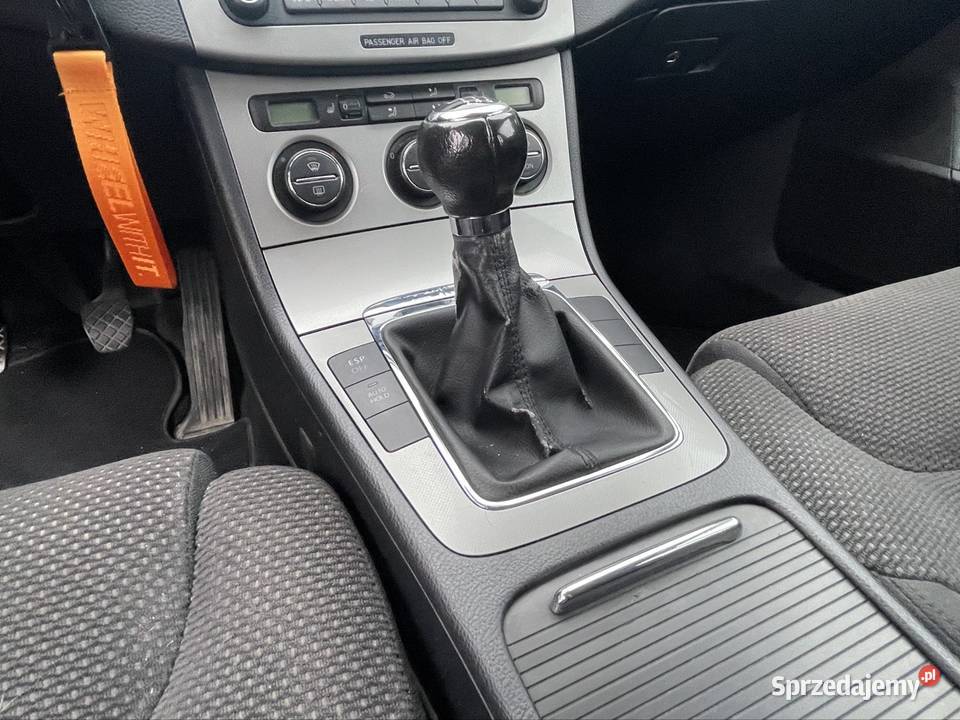 Volkswagen Passat B6 2005 20 TDI isofix Włoszczowa sprzedam